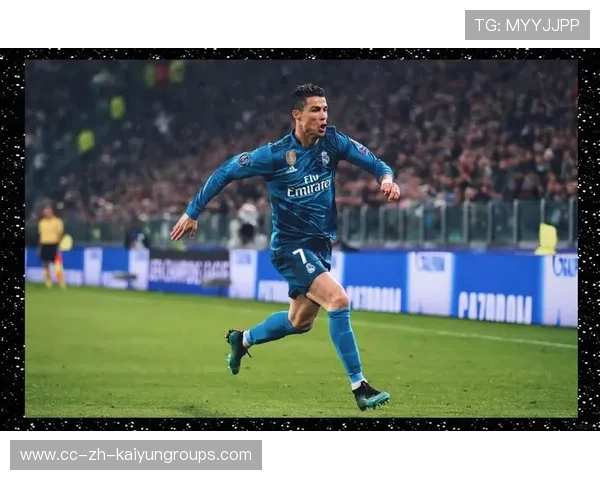 C罗高难度凌空抽射入网，葡萄牙进攻再刷亮点